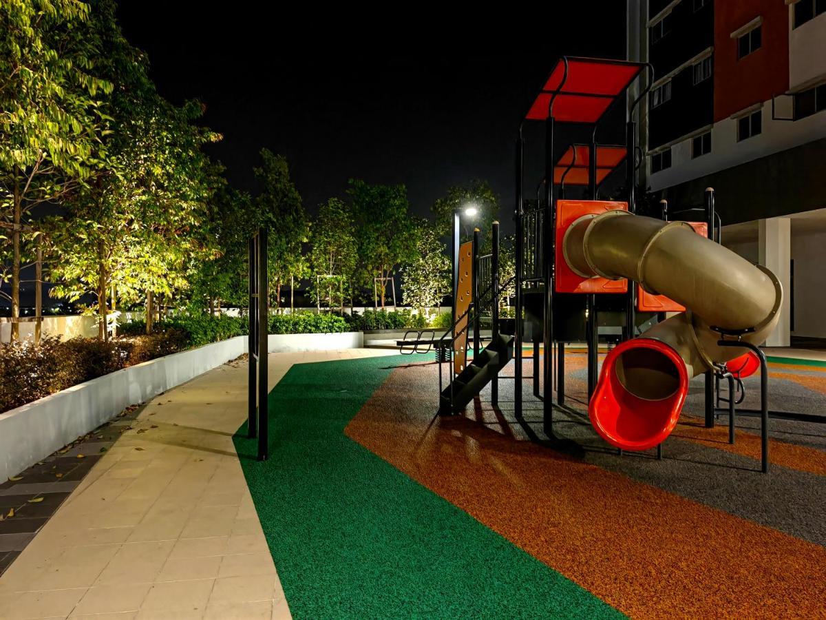 Alanis Residences Klia Kota Warisan Sepang By Dreamstay Kültér fotó
